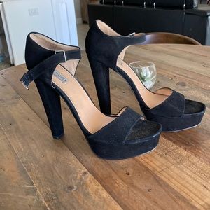Steve Madden Presae Black Suede Ankle Strap Platform Heels Size 11